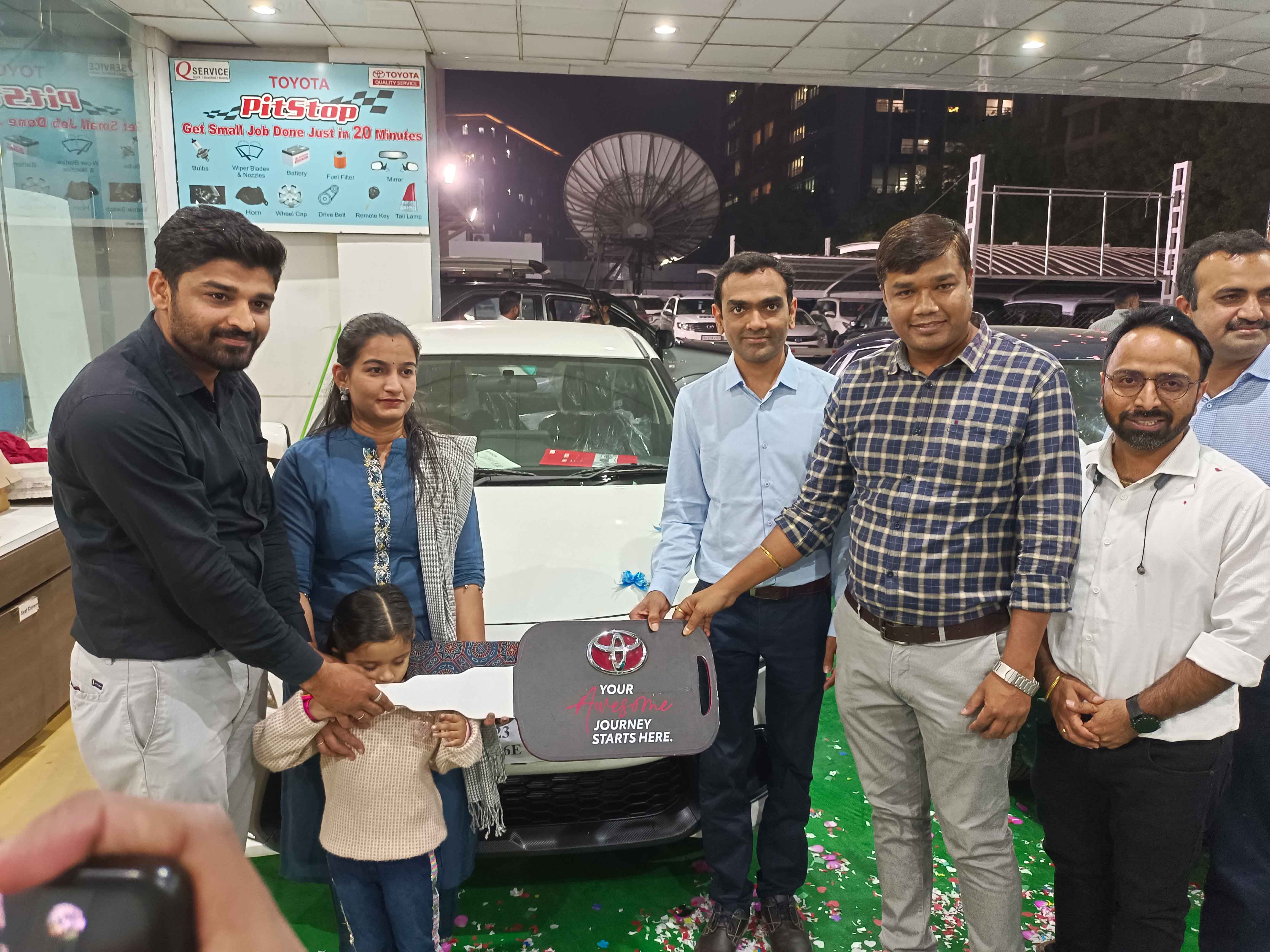 Gift Cars to Employee
